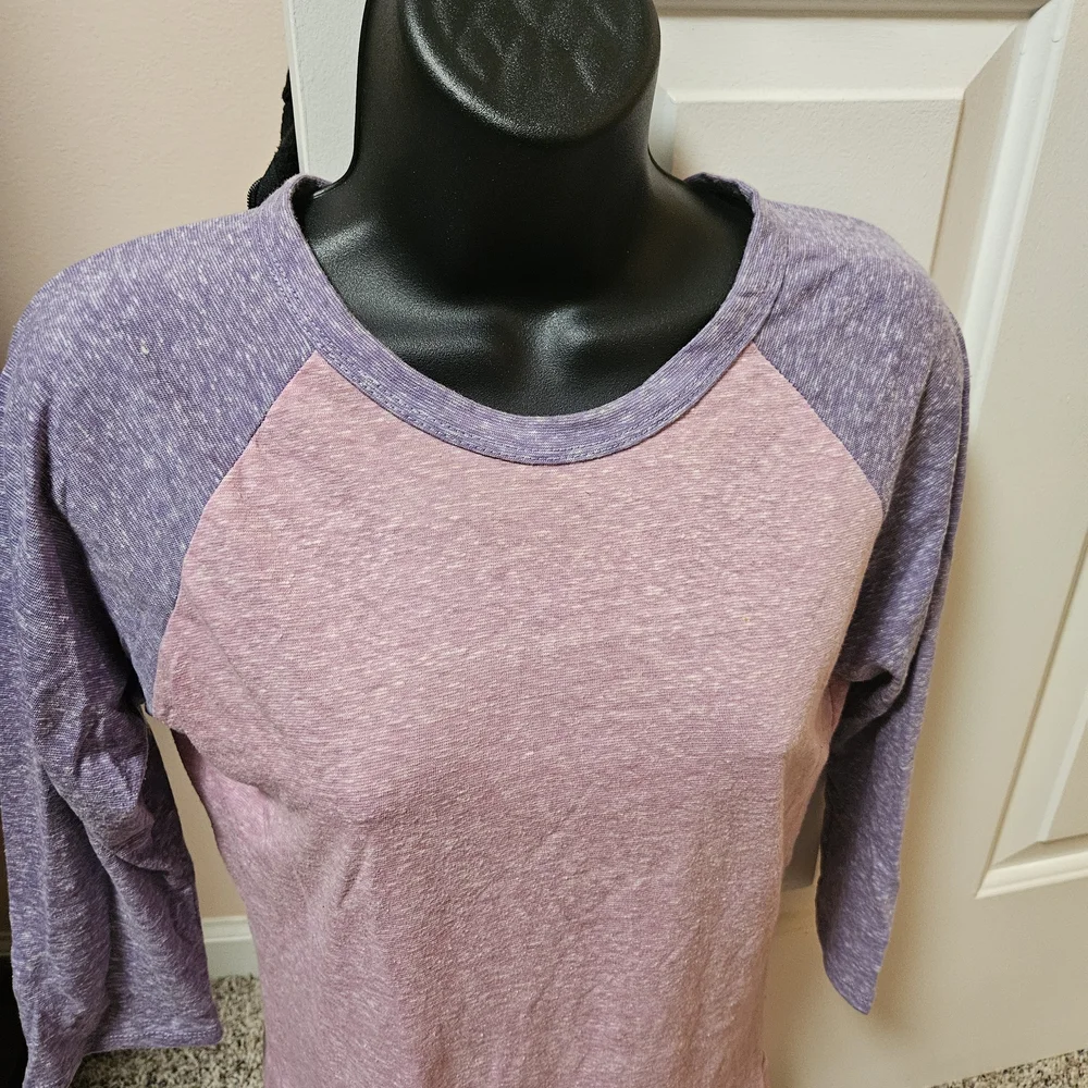 LuLaRoe Randy Purple and Pink 3/4 Sleeve Raglan Tee - Picture 2 of 9